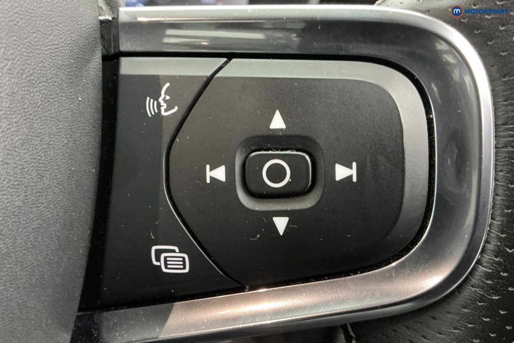 Used Volvo XC40 2021 for sale - 77171211: Photo 31