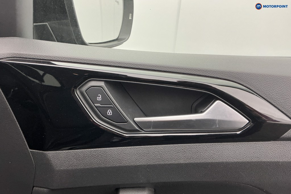 Used Volkswagen T-Cross 2023 for sale - 77998005: Photo 36