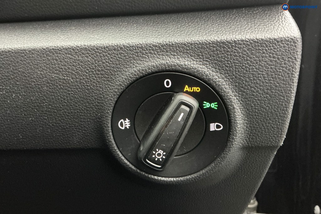 Used Volkswagen T-Roc 2022 for sale - 78081937: Photo 32