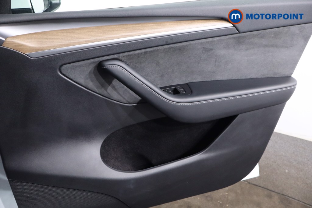 Used Tesla Model Y 2024 for sale - 78001388: Photo 27