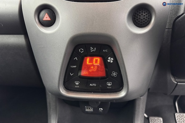 Used Toyota AYGO 2018 for sale - 76222835: Photo 22