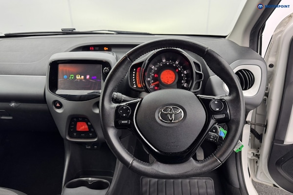 Used Toyota AYGO 2018 for sale - 76222835: Photo 9