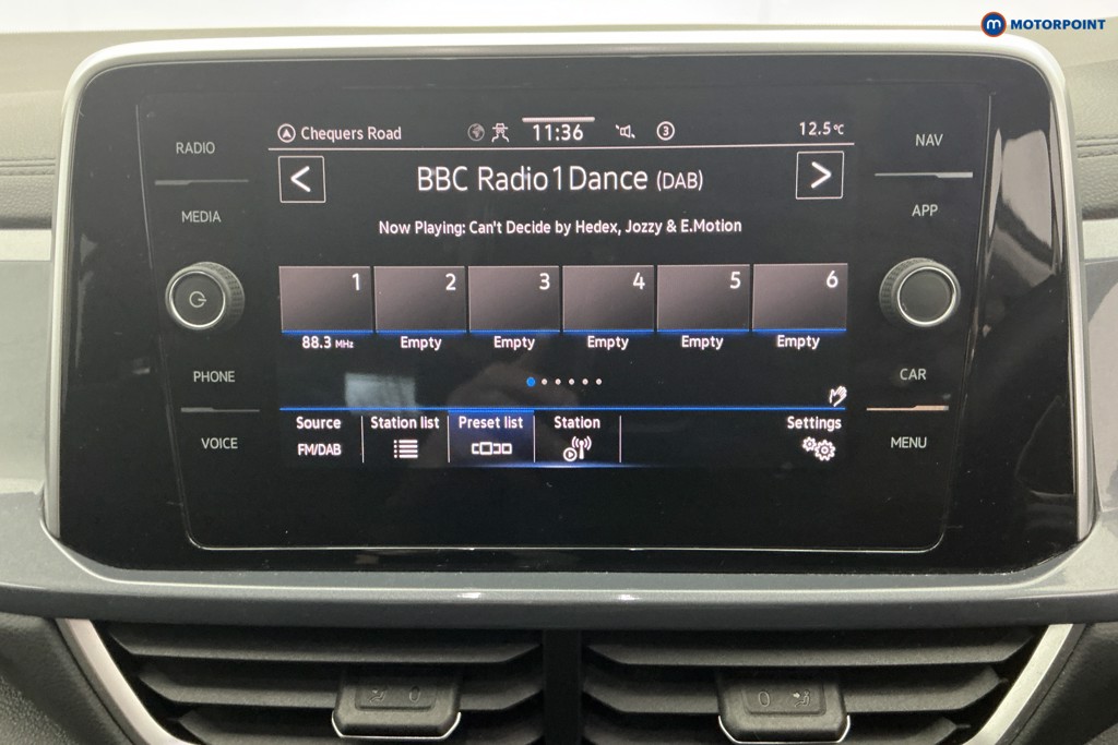 Used Volkswagen T-Roc 2022 for sale - 76545686: Photo 8