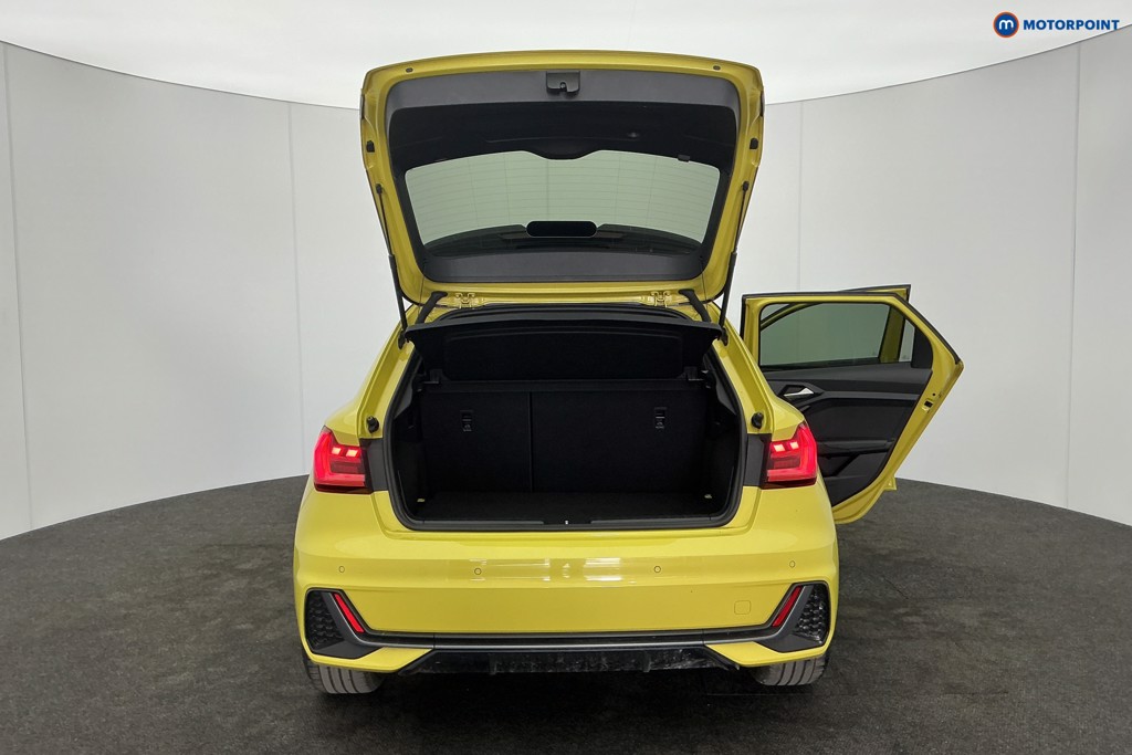 Used Audi A1 2021 for sale - 77814815: Photo 12