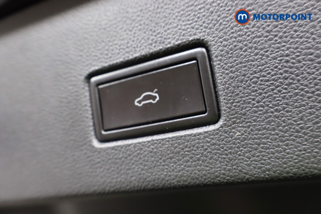 Used Volkswagen T-Roc 2019 for sale - 77620227: Photo 22