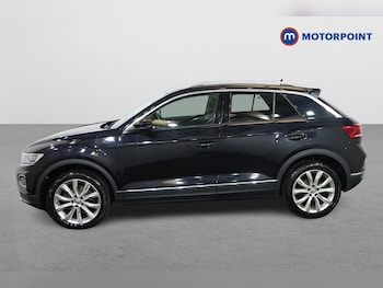 Used Volkswagen T-Roc 2019 for sale - 77620227: Photo