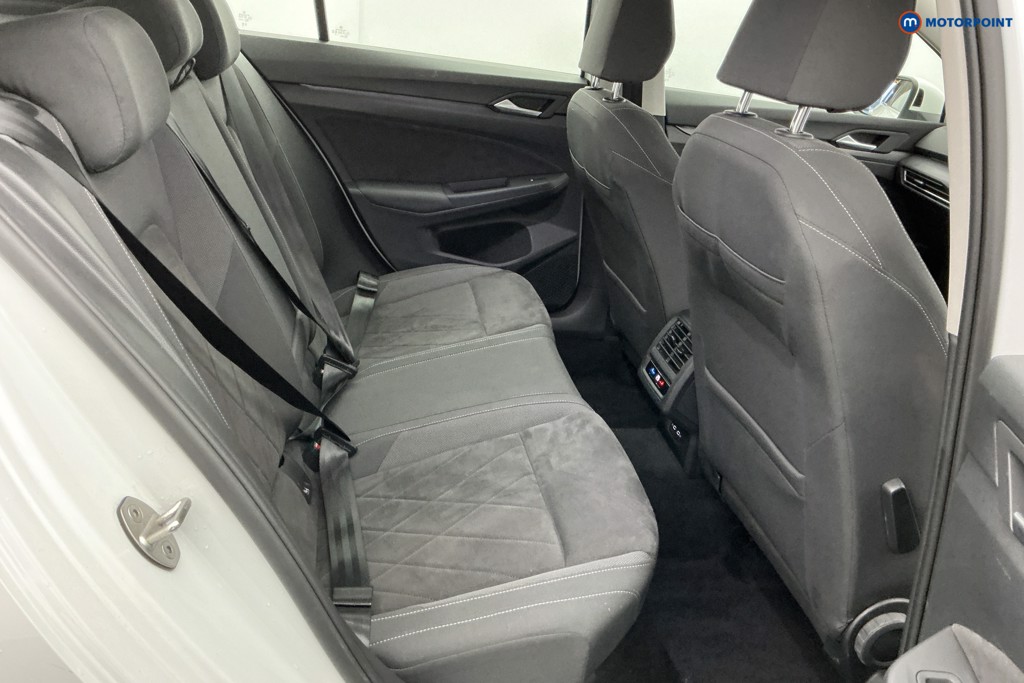 Used Volkswagen Golf 2023 for sale - 77026076: Photo 13