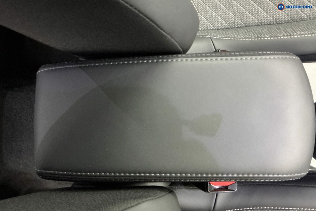 Used Peugeot 2008 2024 for sale - 77747287: Photo 24