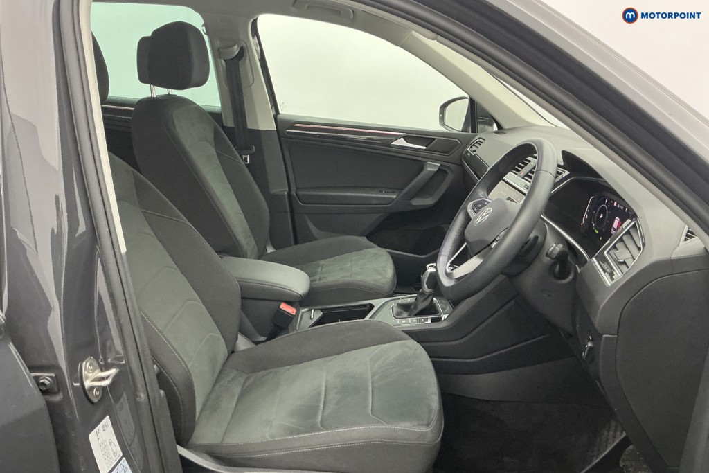 Used Volkswagen Tiguan 2023 for sale - 77848924: Photo 15