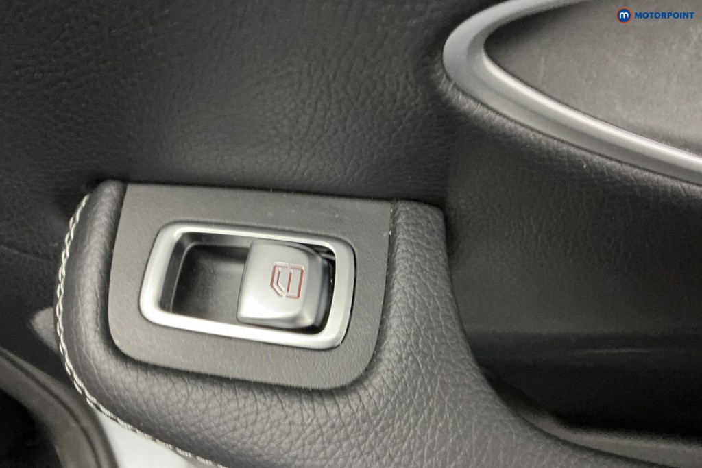 Used Mercedes-Benz EQC 2023 for sale - 77054944: Photo 36