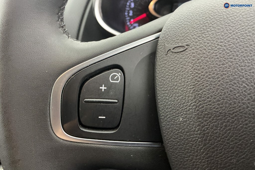 Used Renault Clio 2019 for sale - 77354736: Photo 28