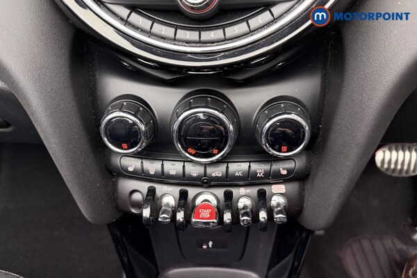 Used MINI Convertible 2019 for sale - 76131656: Photo 19