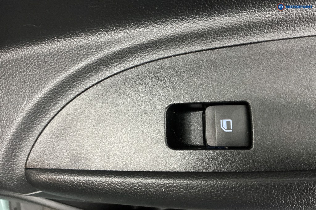 Used Hyundai BAYON 2024 for sale - 77207883: Photo 34