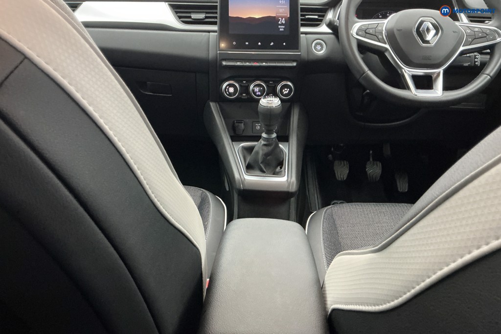 Used Renault Captur 2022 for sale - 76364263: Photo 18