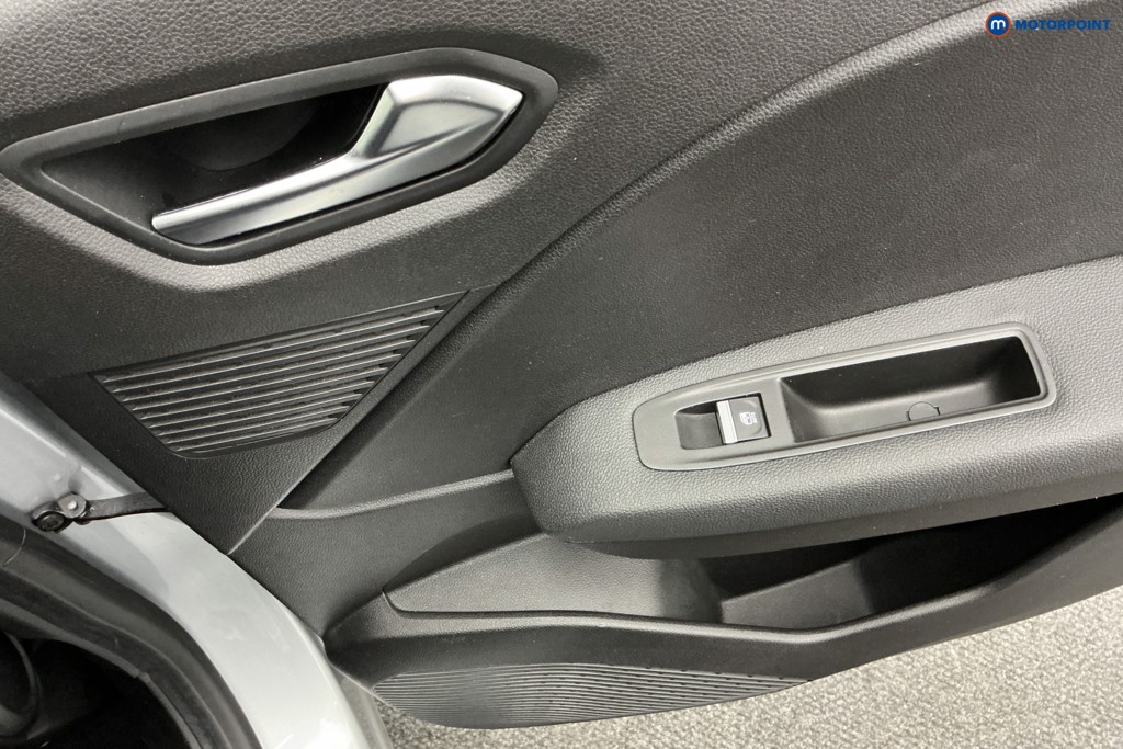 Used Renault Captur 2022 for sale - 76364263: Photo 31
