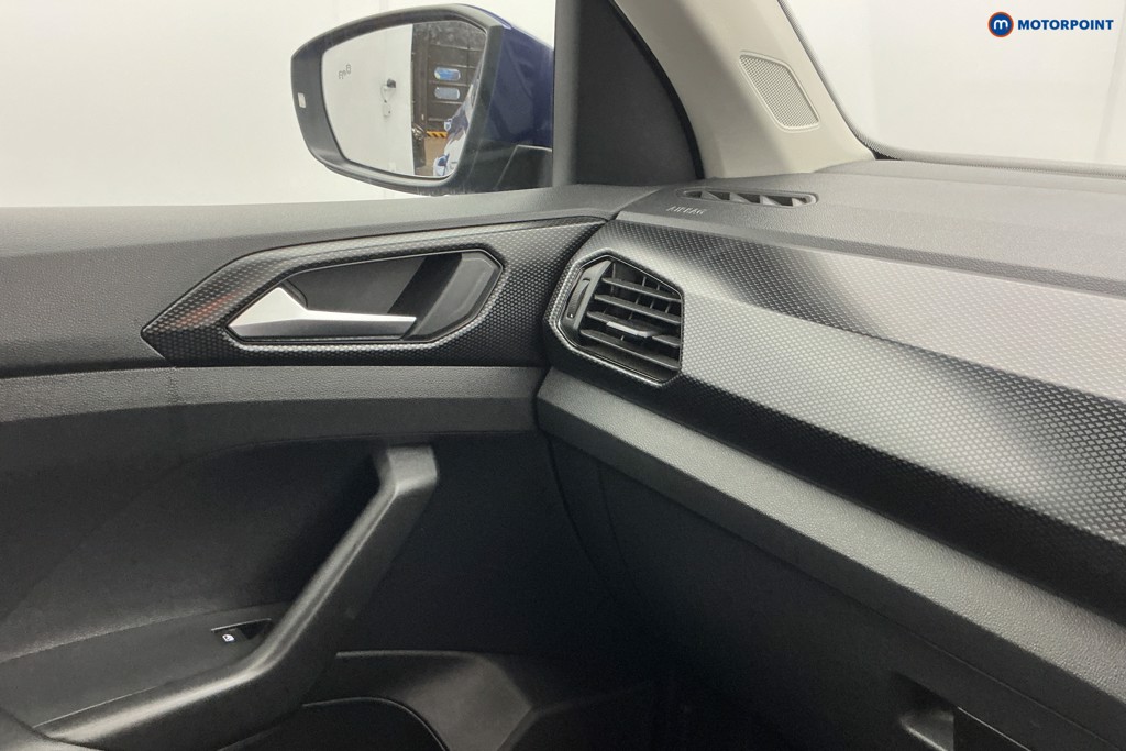 Used Volkswagen T-Cross 2022 for sale - 76577649: Photo 16