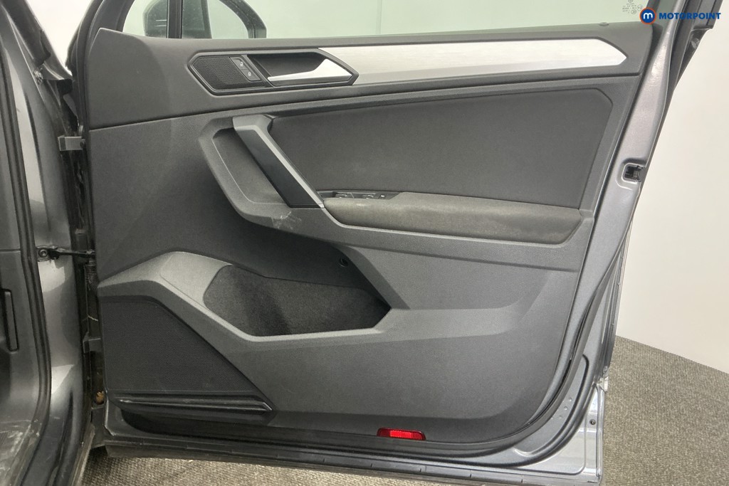 Used Volkswagen Tiguan 2019 for sale - 78153243: Photo 36