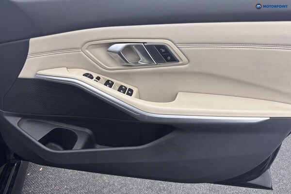Used BMW 3 Series 2019 for sale - 76118086: Photo 24