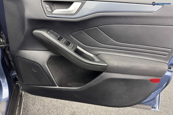 Used Ford Focus 2021 for sale - 76222877: Photo 24