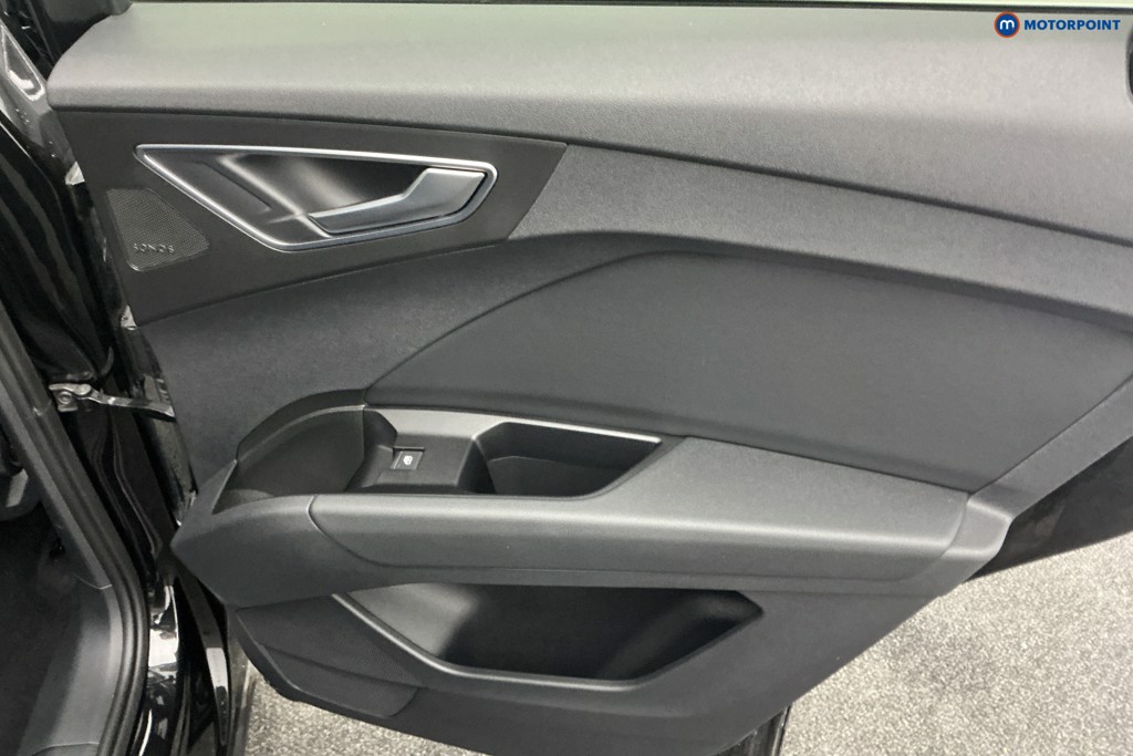 Used Audi Q4 e-tron 2023 for sale - 76545671: Photo 21