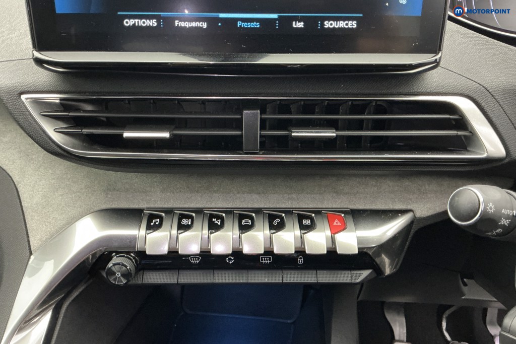 Used Peugeot 5008 2022 for sale - 76581080: Photo 16