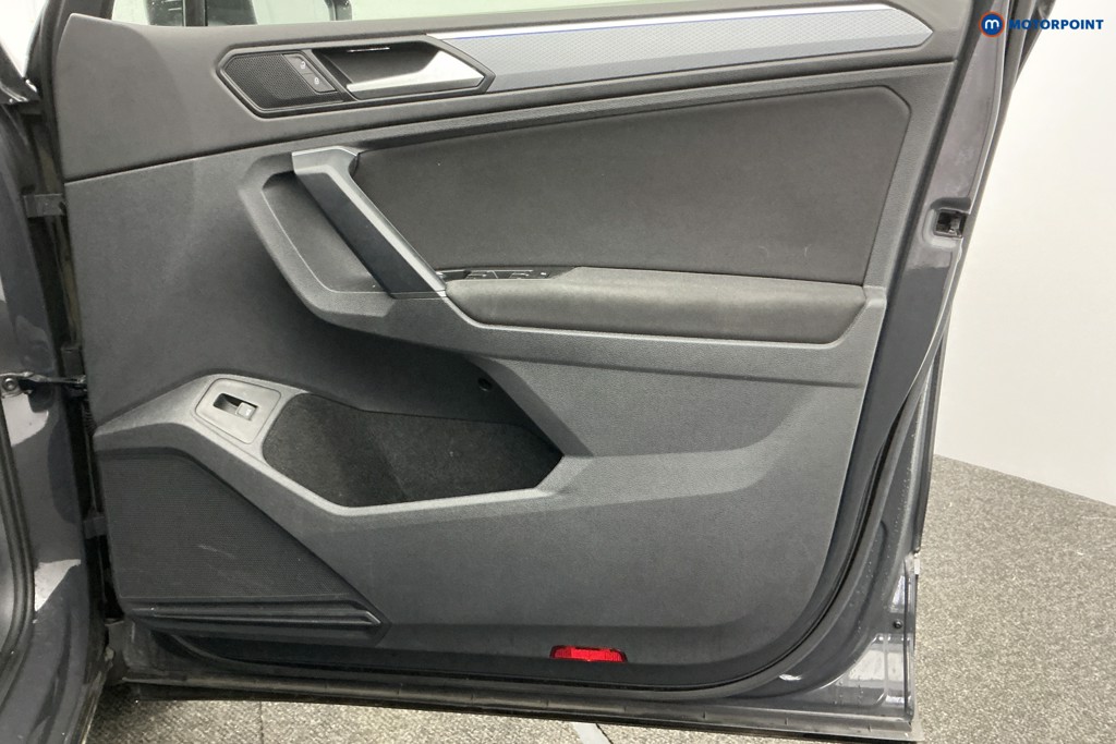 Used Volkswagen Tiguan 2022 for sale - 77207902: Photo 32