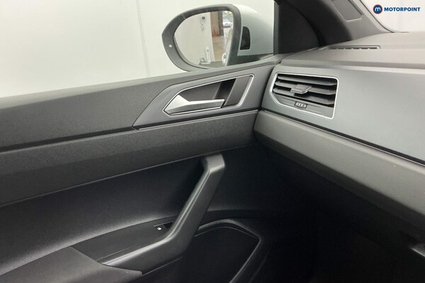 Used Volkswagen Taigo 2024 for sale - 76278946: Photo 26