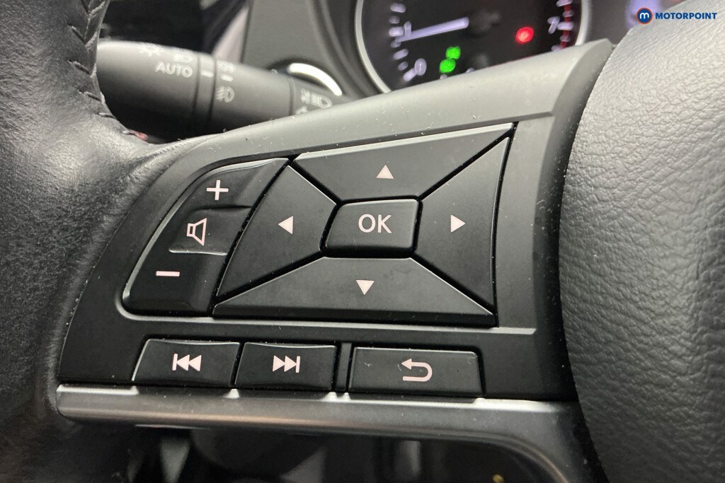 Used Nissan Qashqai 2018 for sale - 77984408: Photo 32