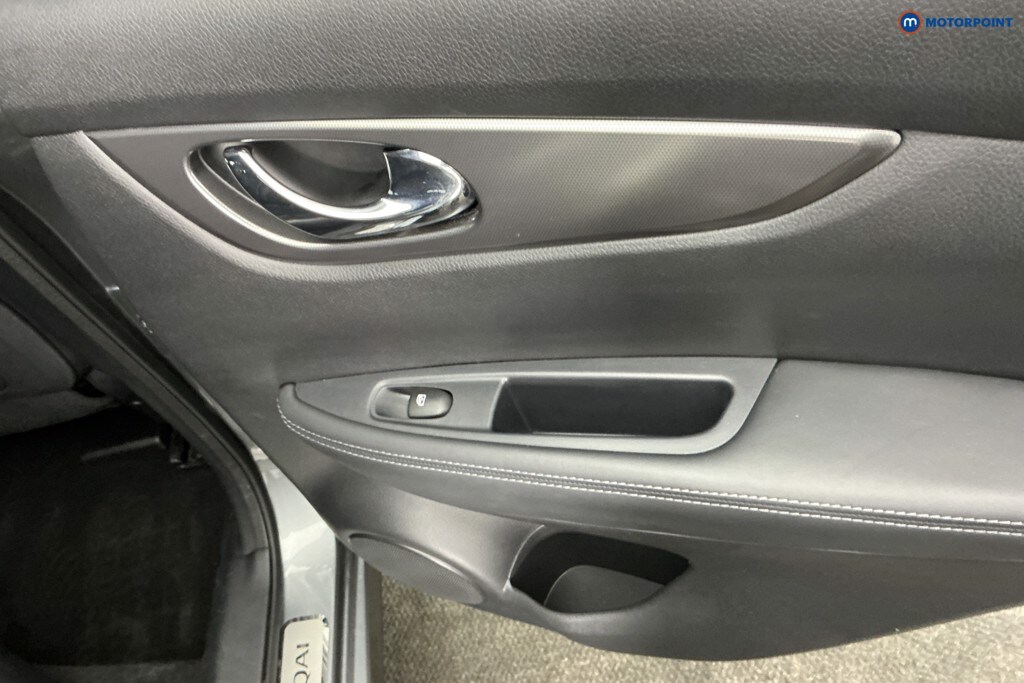 Used Nissan Qashqai 2018 for sale - 77984408: Photo 40