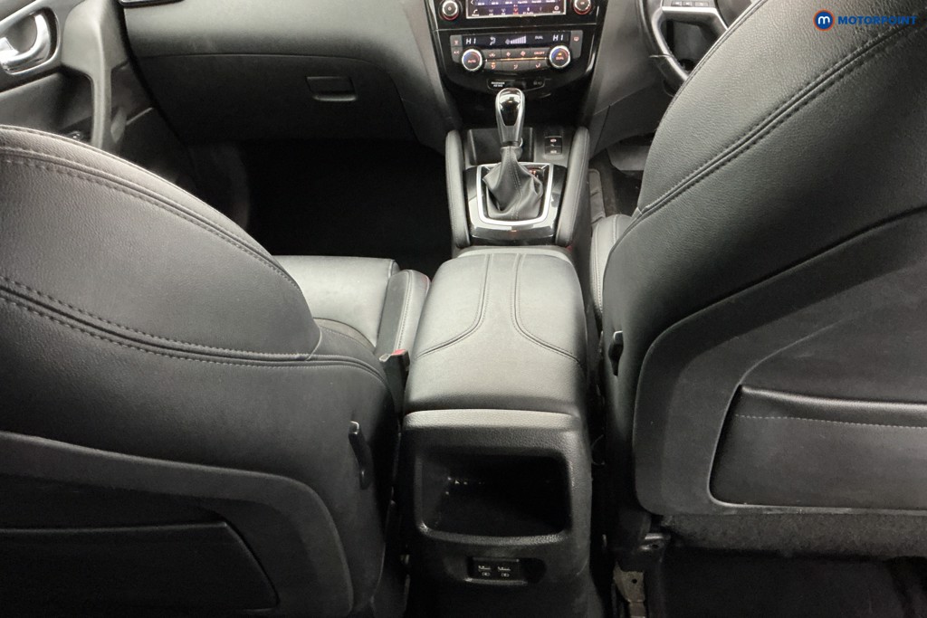 Used Nissan Qashqai 2020 for sale - 77117662: Photo 19