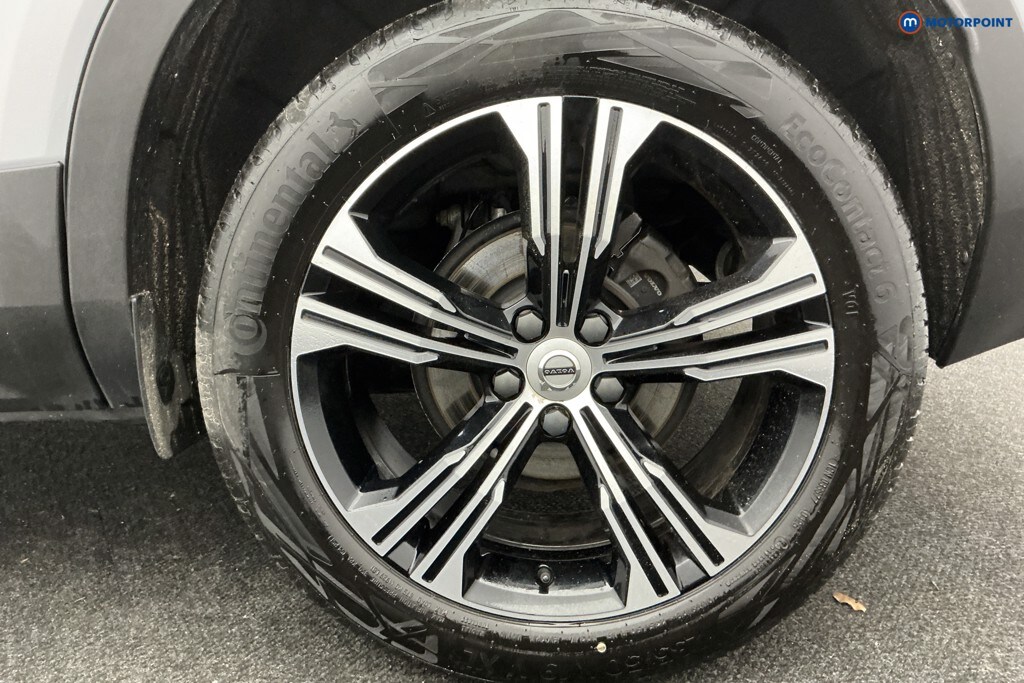 Used Volvo XC40 for sale - 77364609: Photo 46