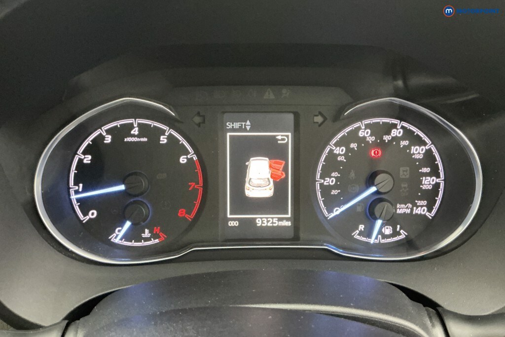 Used Toyota Yaris 2018 for sale - 76908890: Photo 18