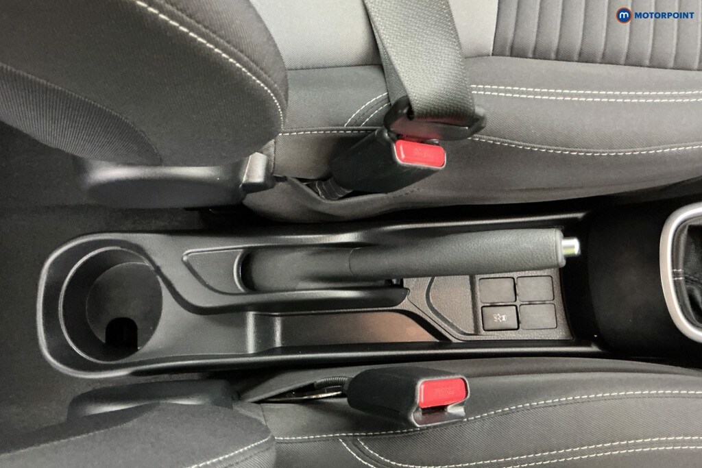 Used Toyota Yaris 2018 for sale - 76908890: Photo 22