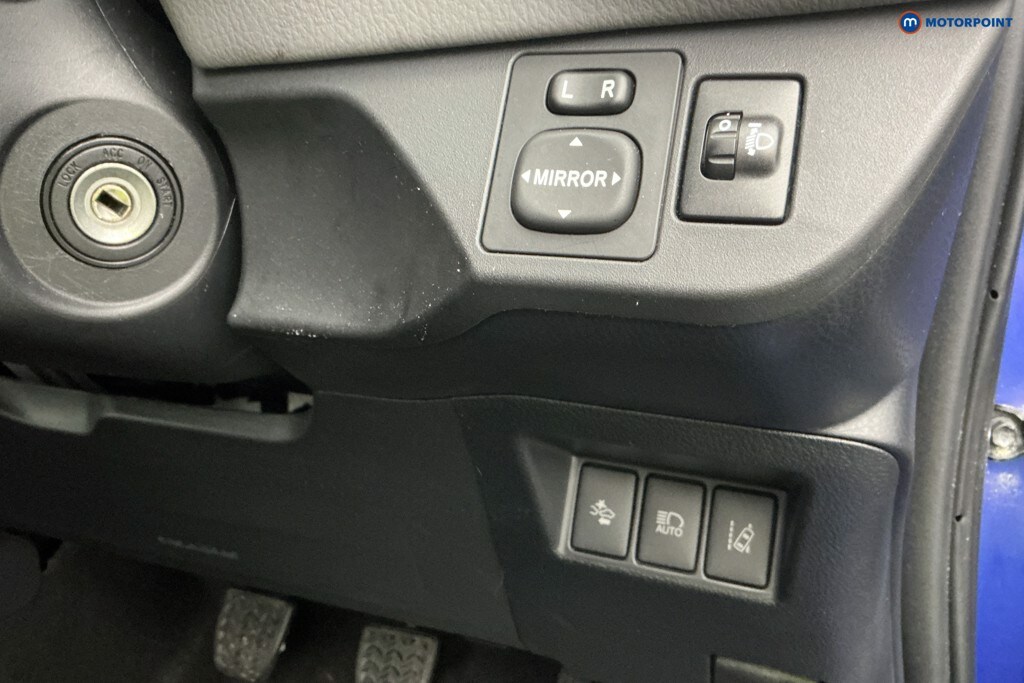 Used Toyota Yaris 2018 for sale - 76908890: Photo 28