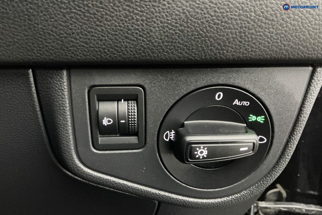 Used Volkswagen Polo 2024 for sale - 77435755: Photo 34