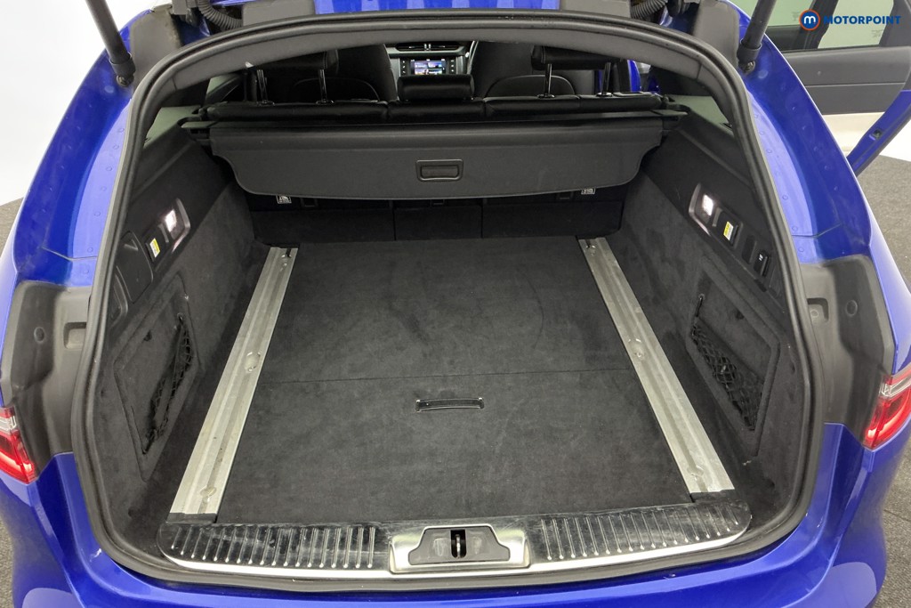 Used Jaguar XF 2018 for sale - 77641608: Photo 11