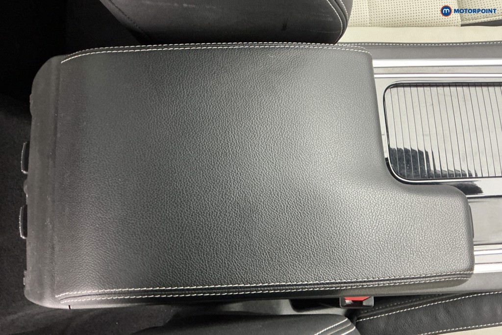 Used Jaguar XF 2018 for sale - 77641608: Photo 21