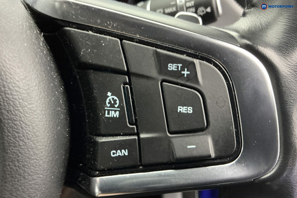 Used Jaguar XF 2018 for sale - 77641608: Photo 28