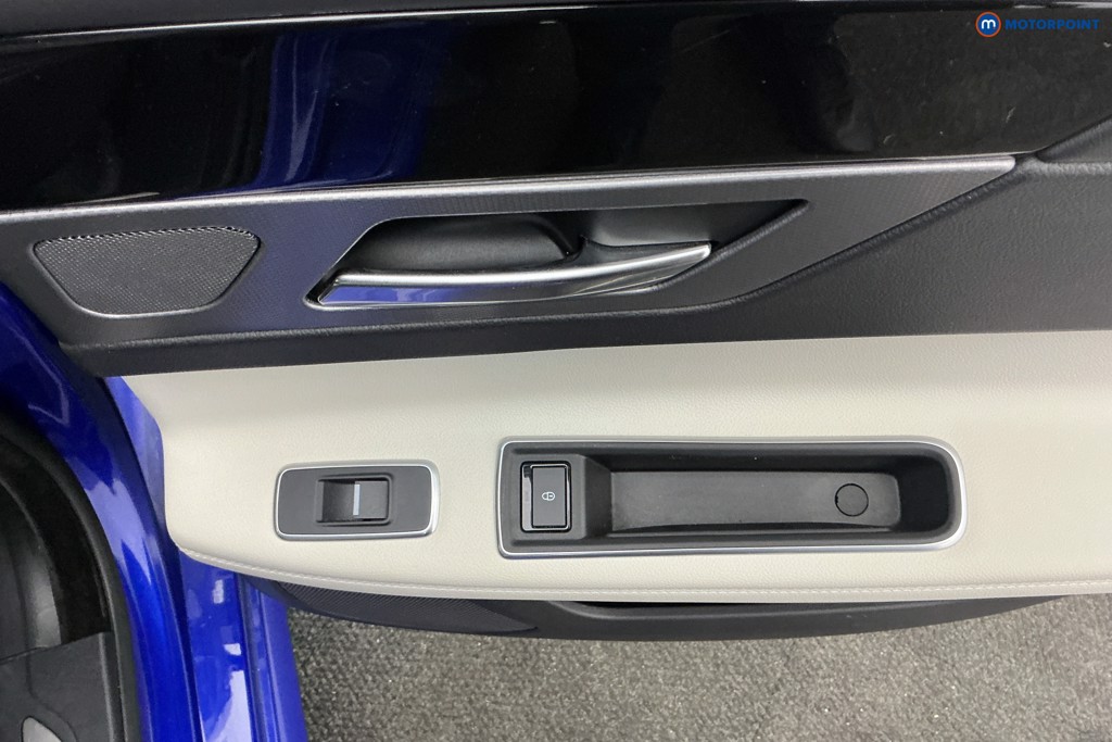 Used Jaguar XF 2018 for sale - 77641608: Photo 33