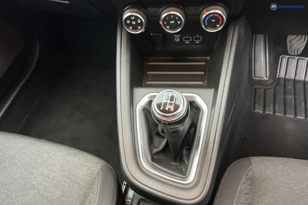 Used Renault Clio 2020 for sale - 77981361: Photo 25