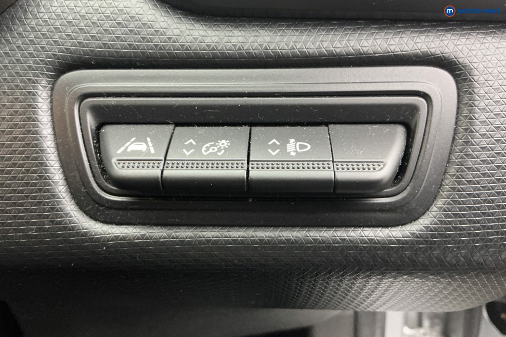 Used Renault Clio 2020 for sale - 77981361: Photo 30