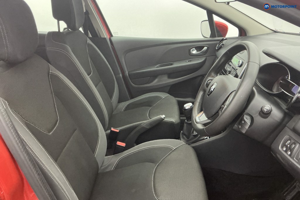 Used Renault Clio 2018 for sale - 77348220: Photo 16