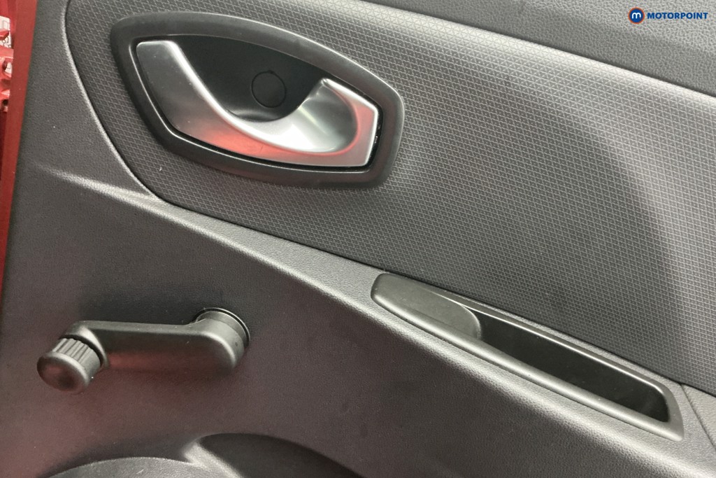 Used Renault Clio 2018 for sale - 77348220: Photo 37