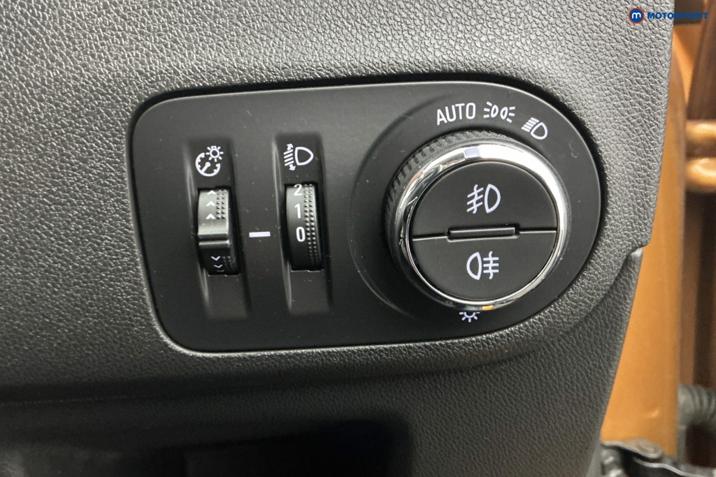 Used Vauxhall Crossland X 2019 for sale - 77741305: Photo 32