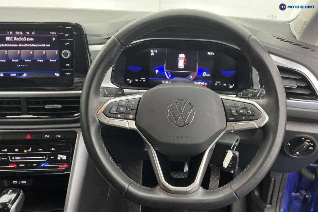 Used Volkswagen T-Roc 2023 for sale - 77989207: Photo 16
