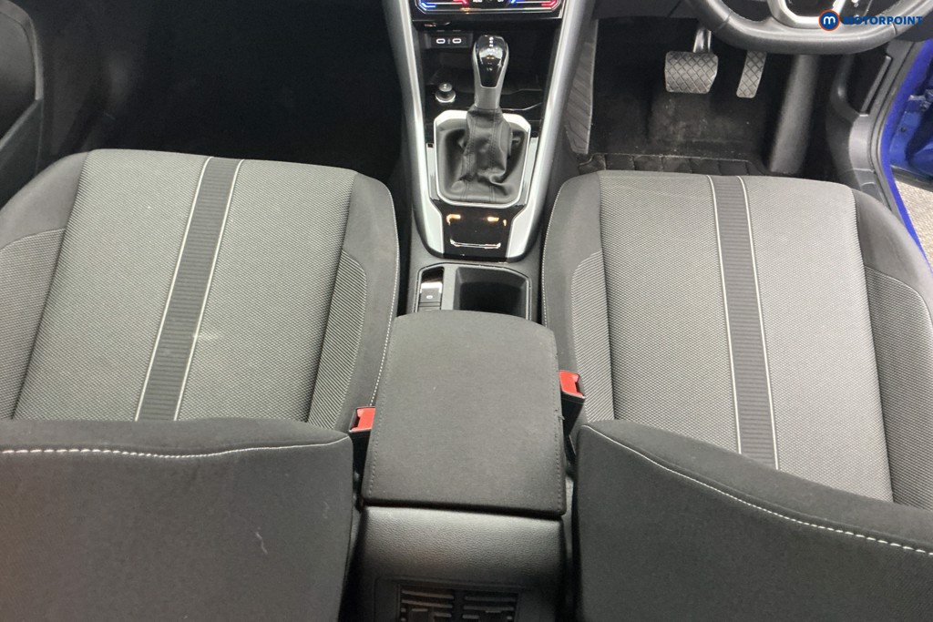 Used Volkswagen T-Roc 2023 for sale - 77989207: Photo 20