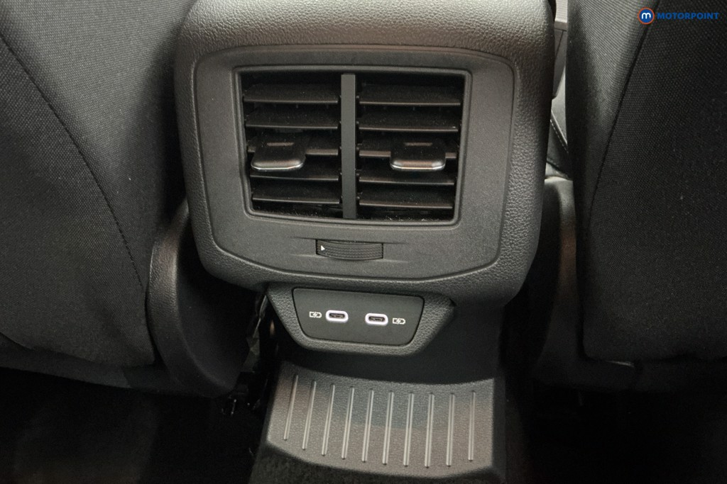 Used Volkswagen T-Roc 2023 for sale - 77989207: Photo 23