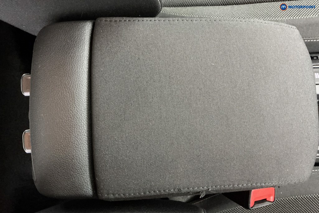 Used Volkswagen T-Roc 2023 for sale - 77989207: Photo 24