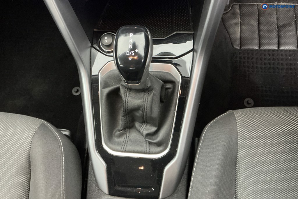 Used Volkswagen T-Roc 2023 for sale - 77989207: Photo 26