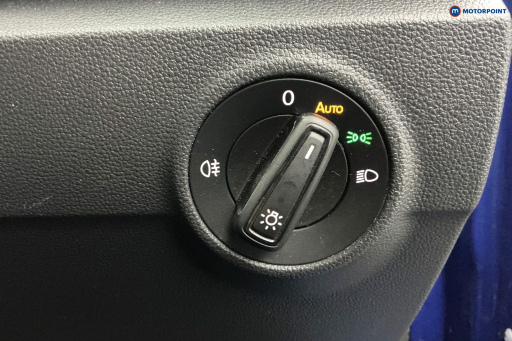 Used Volkswagen T-Roc 2023 for sale - 77989207: Photo 31